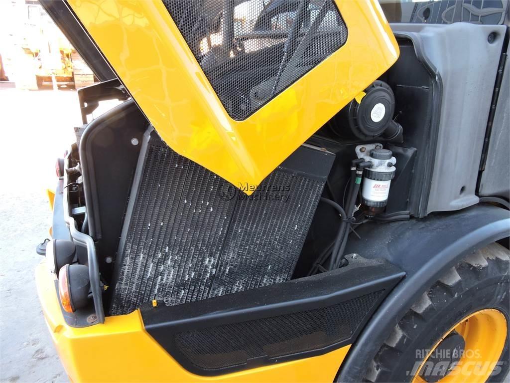 JCB 406 Chargeuse sur pneus