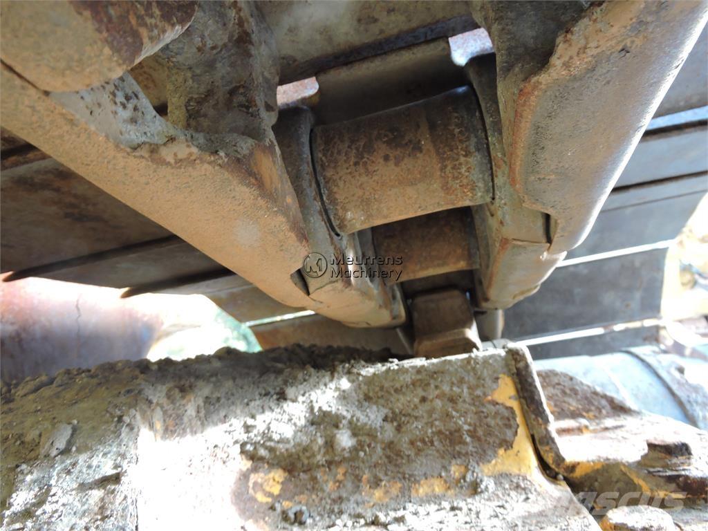 Komatsu D61PX-24 Bulldozer