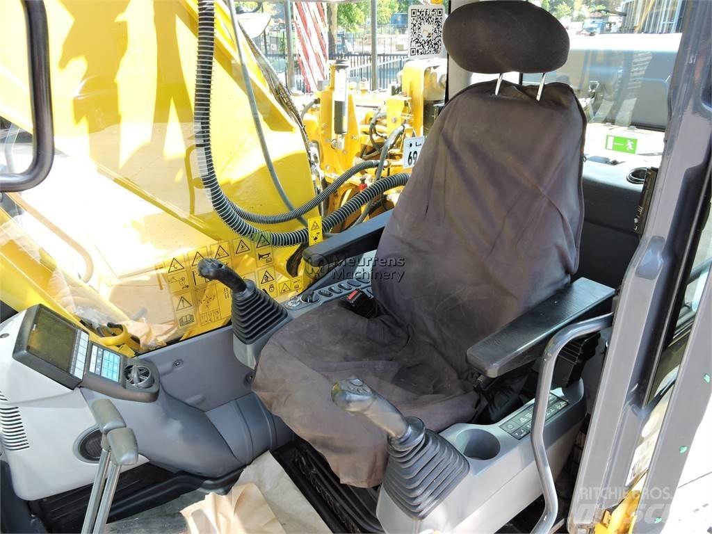 Komatsu PC210LC-10 Pelle sur chenilles