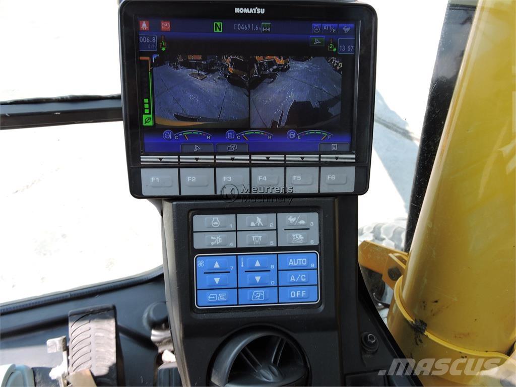 Komatsu PW148 Pelle sur pneus