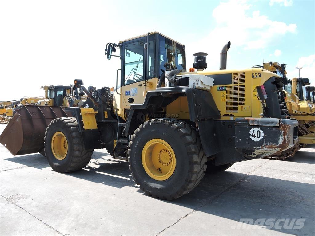 Komatsu WA320 Chargeuse sur pneus