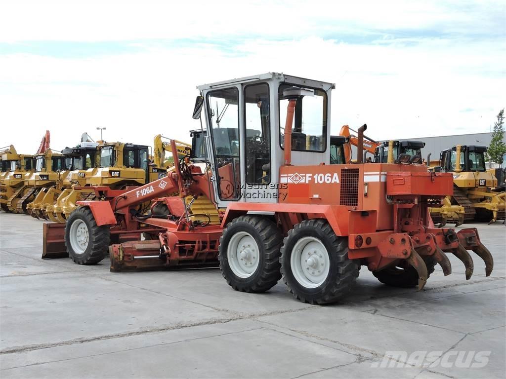 O&K F106A Niveleuse