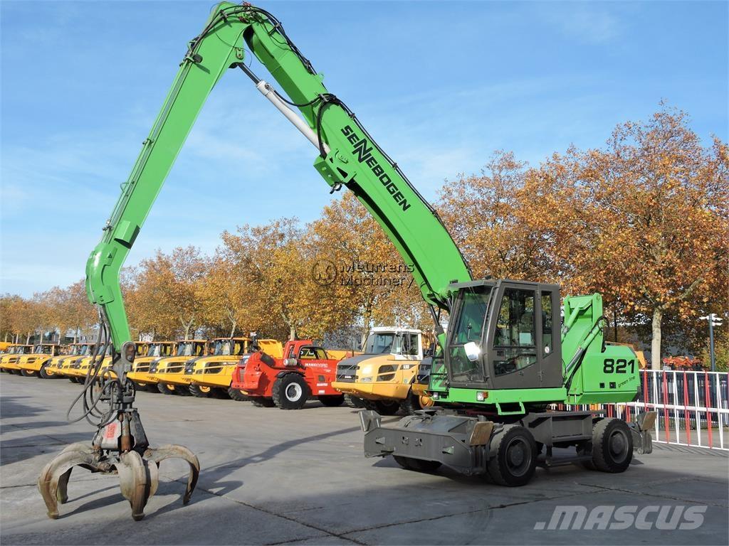 Sennebogen 821M Pelle à déchets