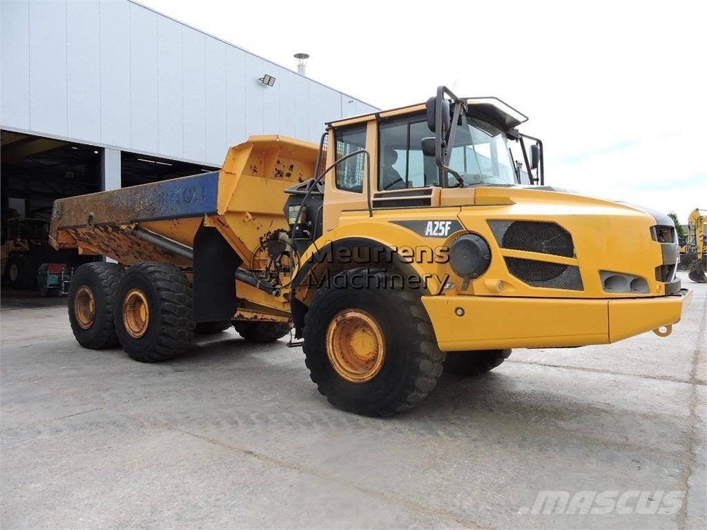 Volvo A25F Tombereau articulé