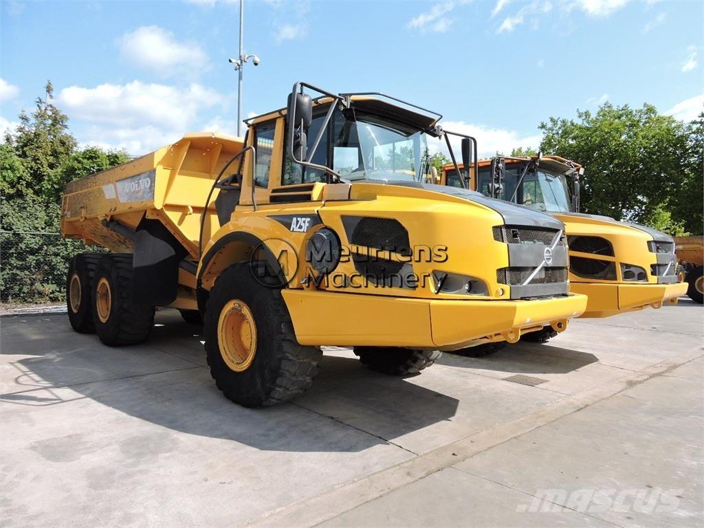 Volvo A25F Tombereau articulé