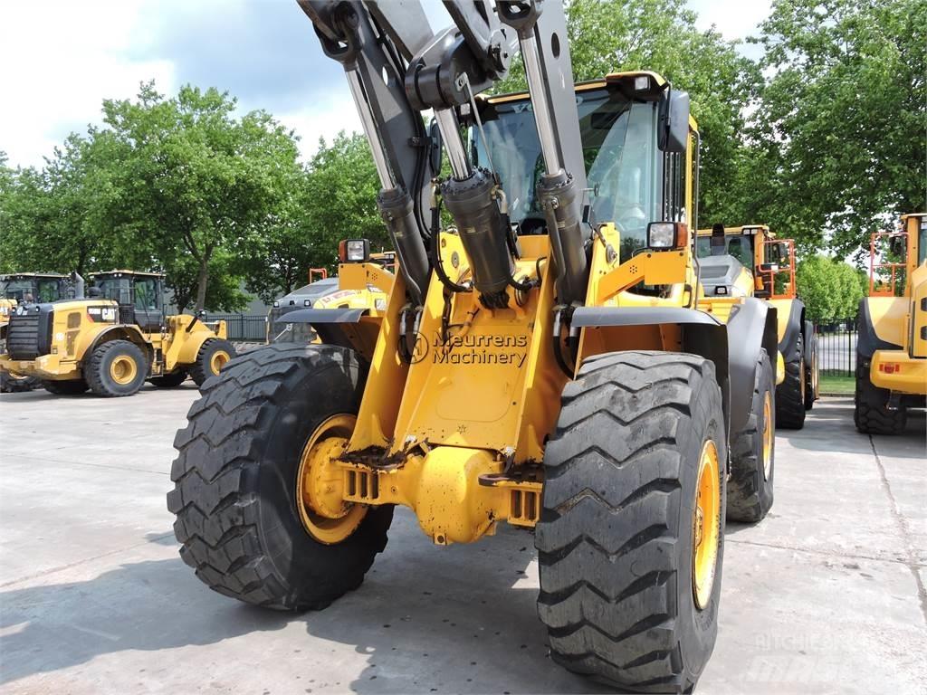 Volvo L110F GERMAN Chargeuse sur pneus
