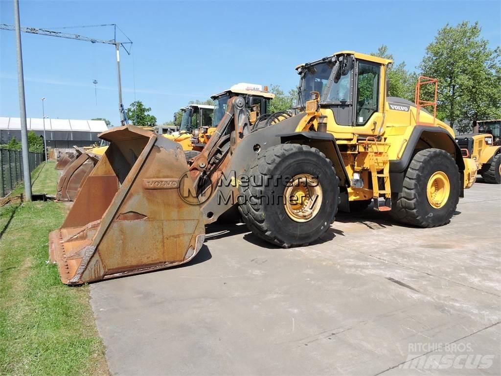 Volvo L220H Chargeuse sur pneus