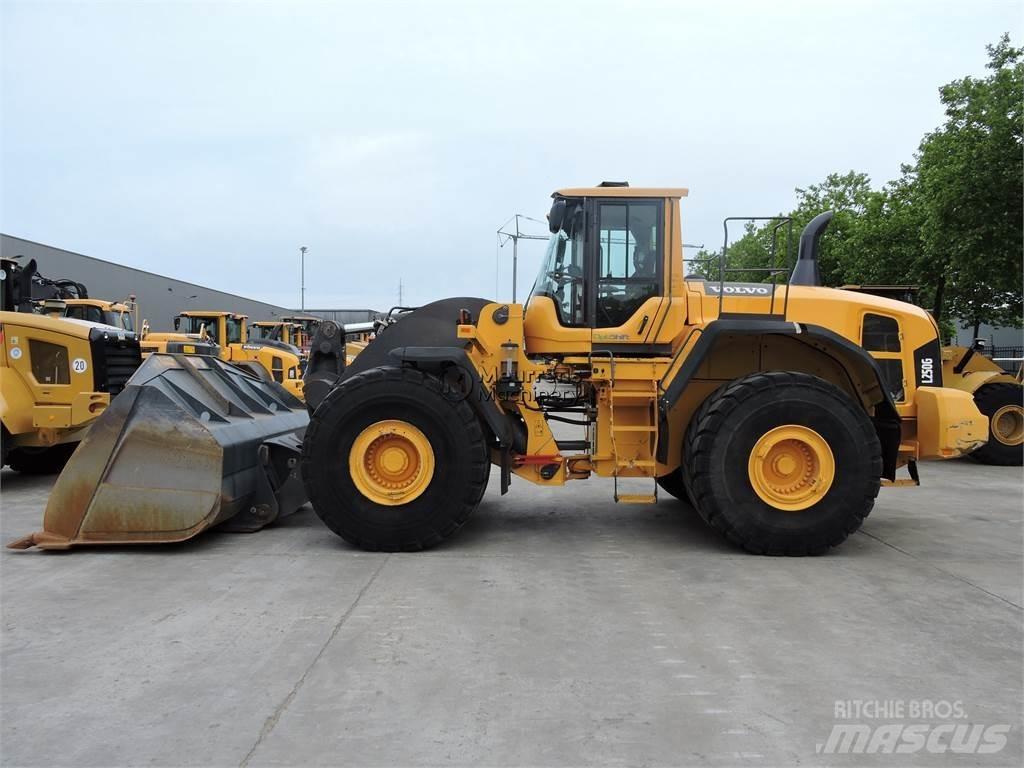 Volvo L250G GERMAN Chargeuse sur pneus