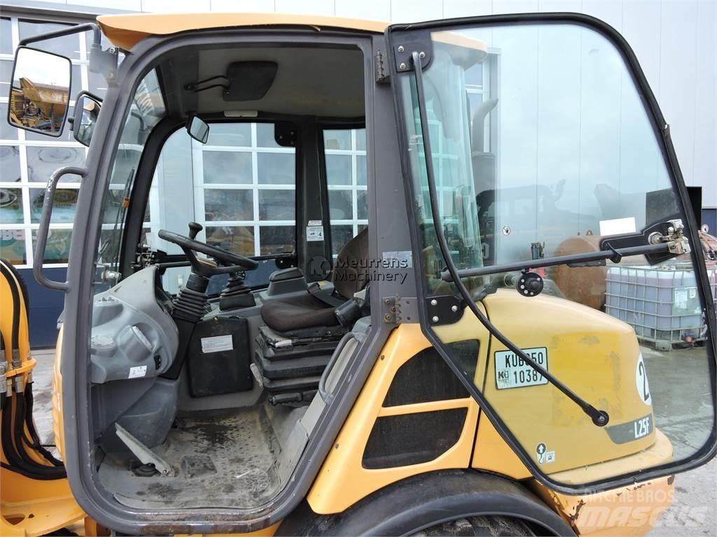 Volvo L25F Chargeuse sur pneus