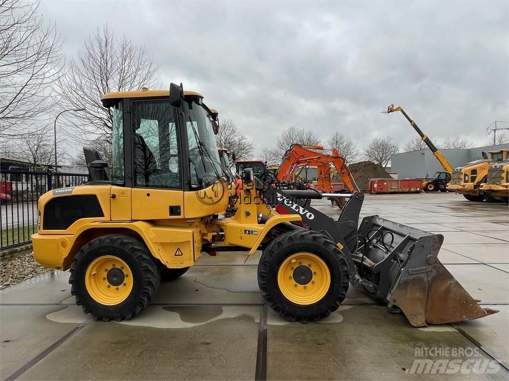 Volvo L30G Chargeuse sur pneus