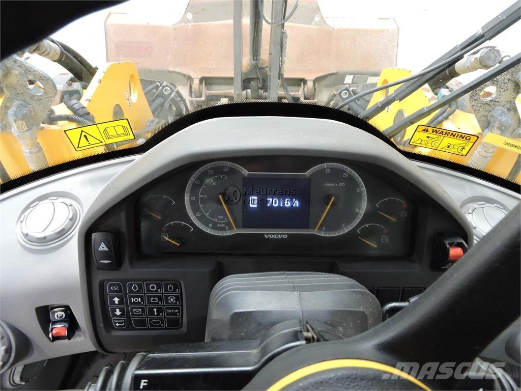 Volvo L90H Chargeuse sur pneus