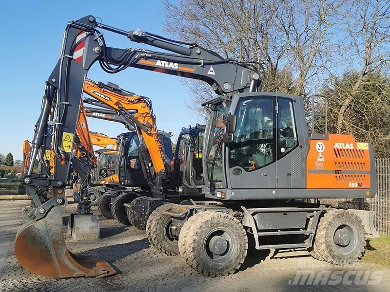 Atlas 150 W Pelle sur pneus