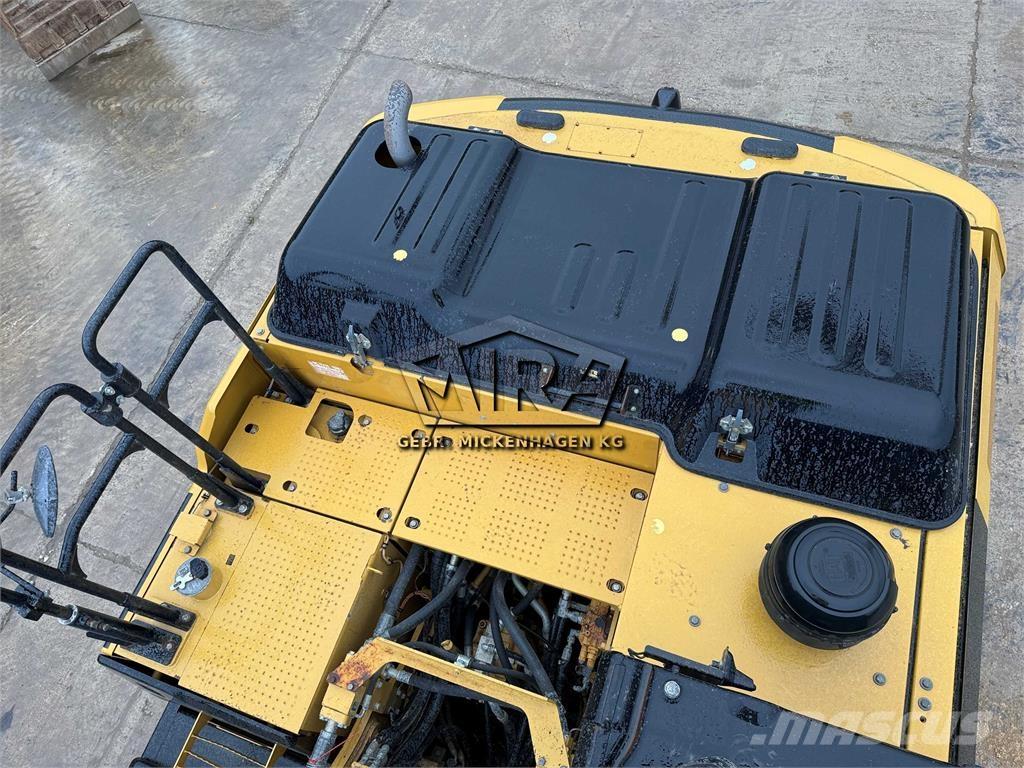 CAT 323 EL Pelle sur chenilles