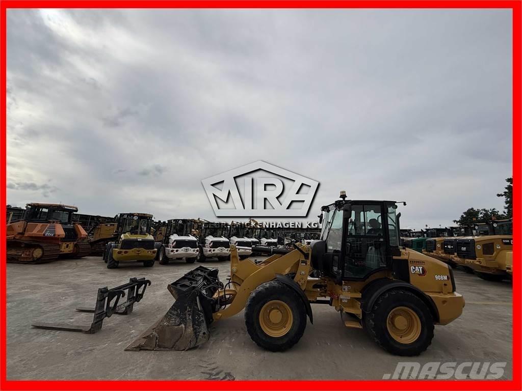 CAT 908 M Chargeuse sur pneus