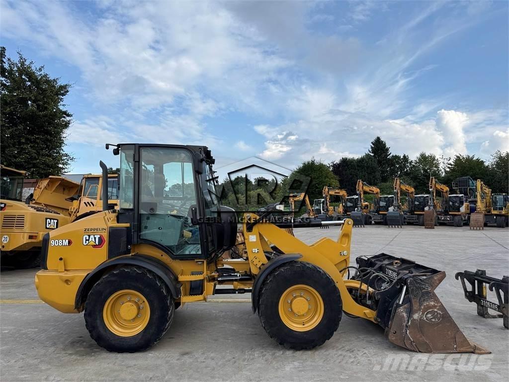 CAT 908 M Chargeuse sur pneus