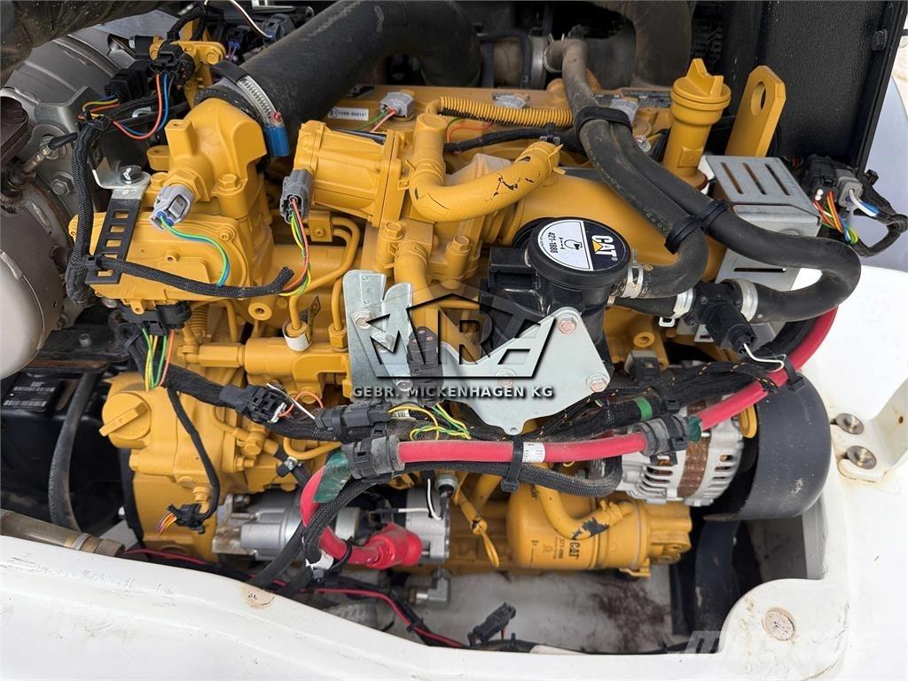 CAT 908 M Chargeuse sur pneus