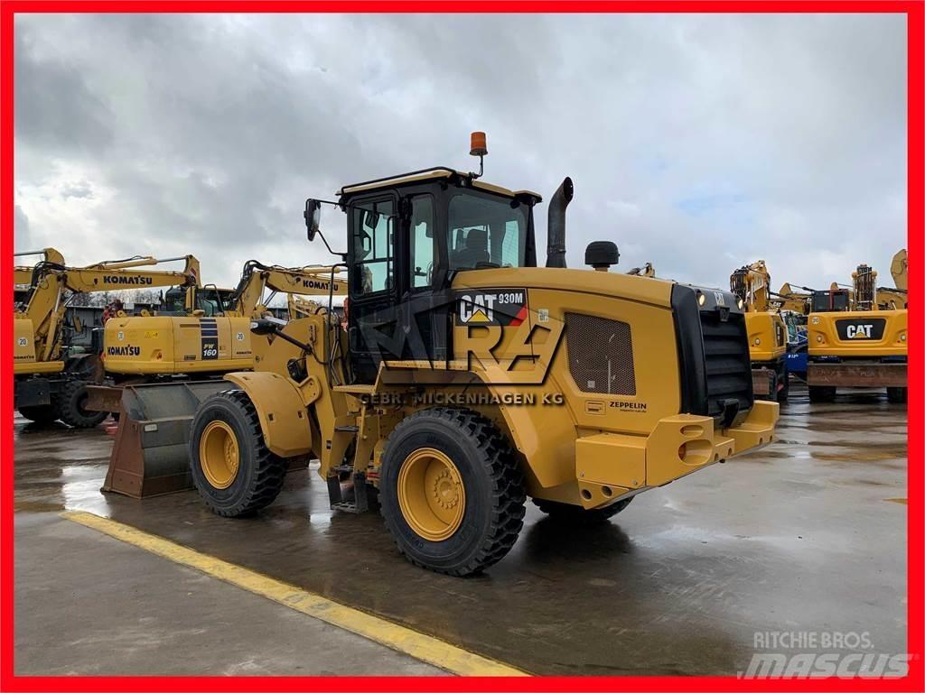 CAT 930M Chargeuse sur pneus