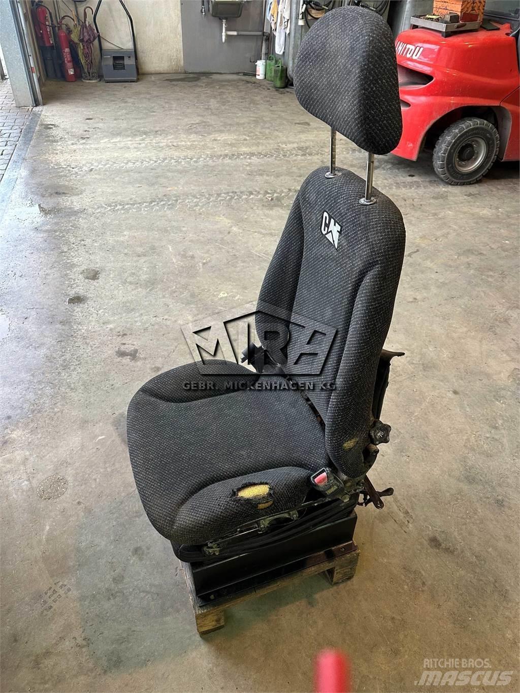 CAT 966 KXE / Sitz Cabine