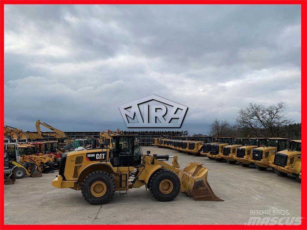 CAT 966M Chargeuse sur pneus