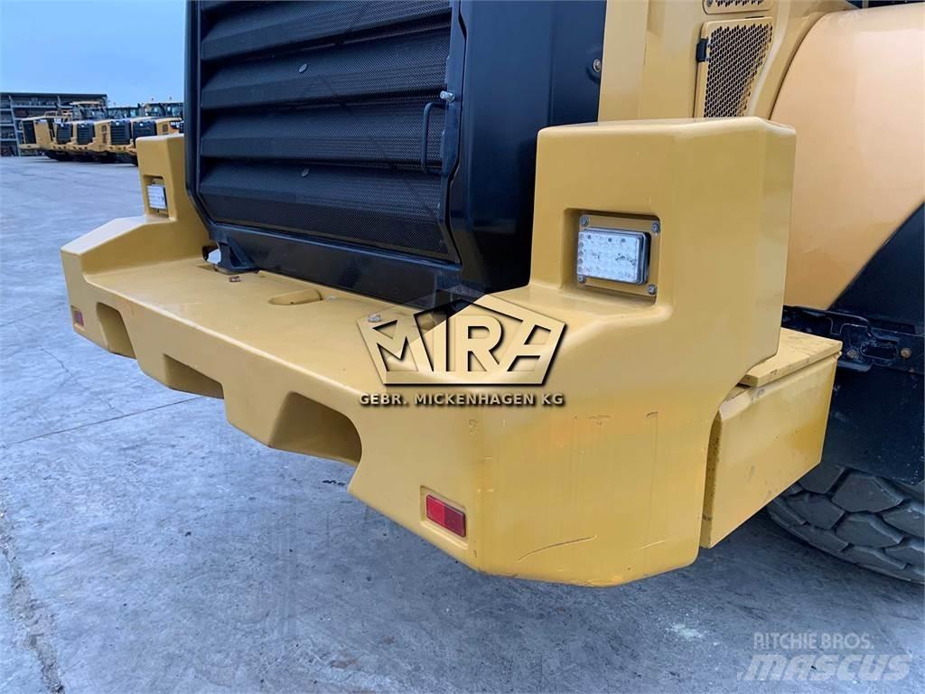 CAT 972M XE Chargeuse sur pneus