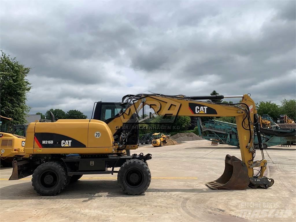 CAT M 316D Pelle sur pneus