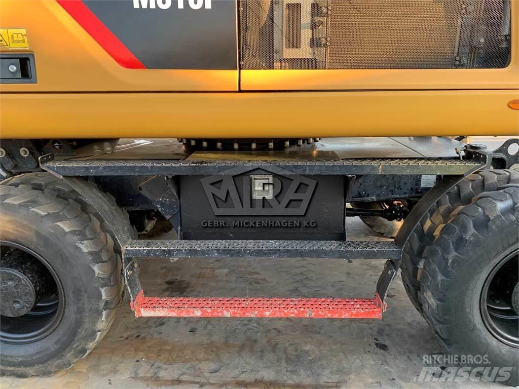 CAT M316 F Pelle sur pneus
