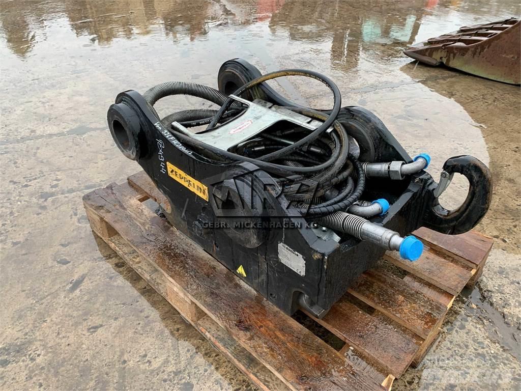 Oil Quick OQ70 Attache rapide pour godet