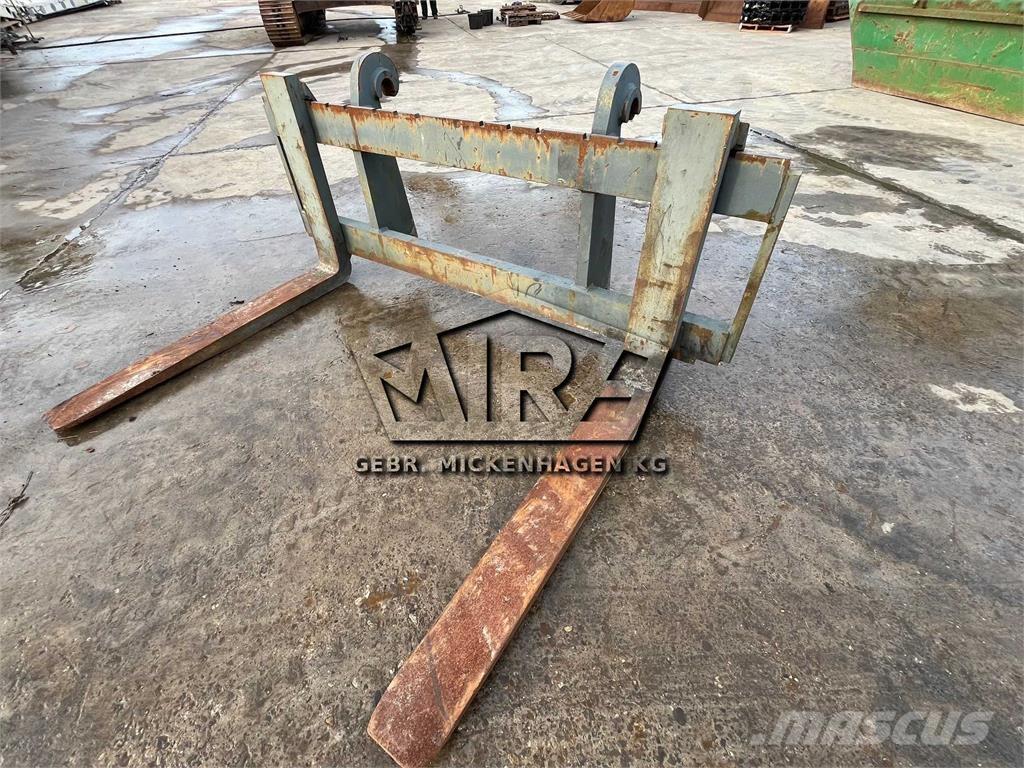 Volvo SW / L90 Fourche