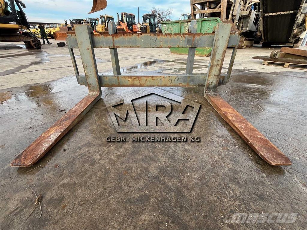 Volvo SW / L90 Fourche