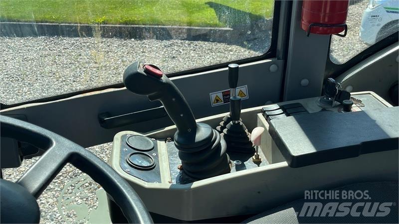 HZM 812 Chargeuse sur pneus