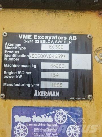 Åkerman EC 300 Pelle sur chenilles