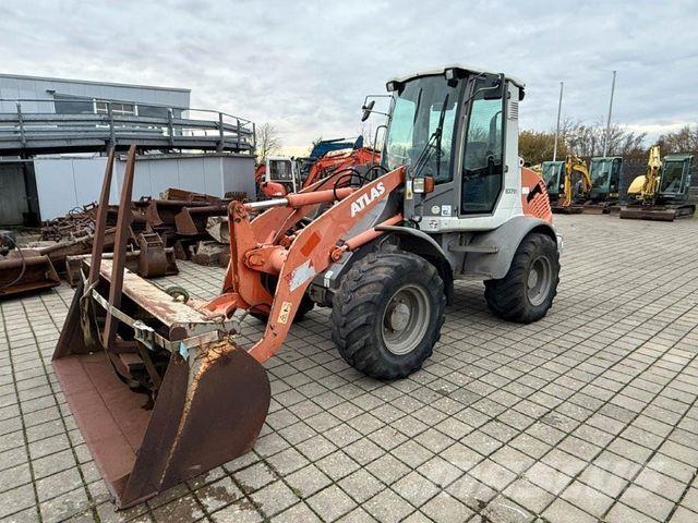 Atlas AR80 Chargeuse sur pneus