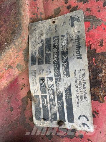 CASE WX 95 Pelle sur pneus