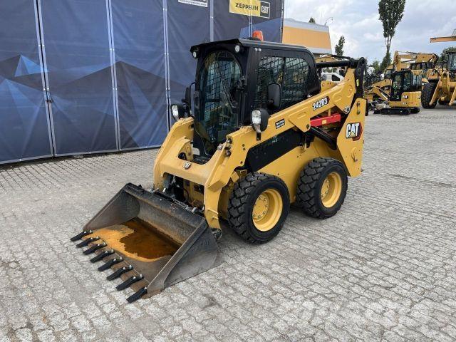 CAT 242D3 Construction - Autres