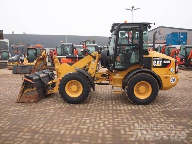 CAT 908M / 35 km/h Chargeuse sur pneus
