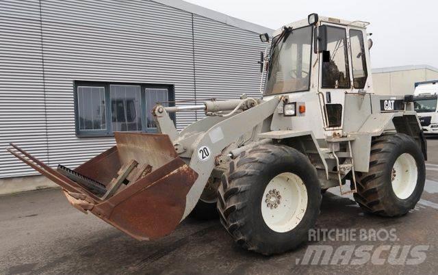CAT 910 E Chargeuse sur pneus