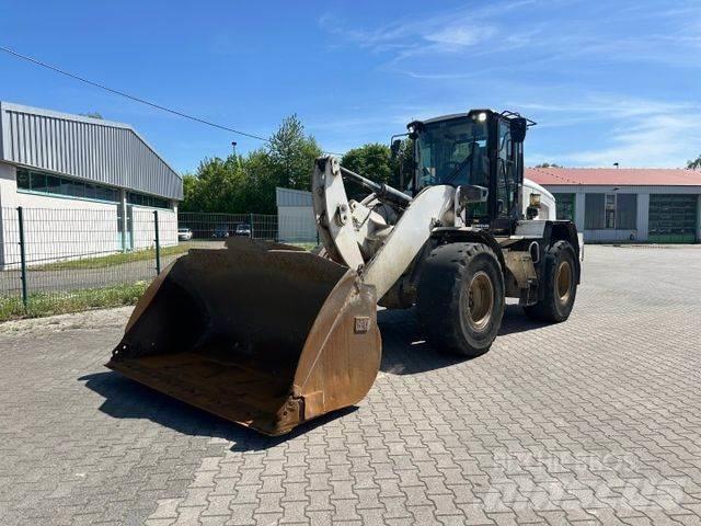 CAT 938 M / High Lift Chargeuse sur pneus