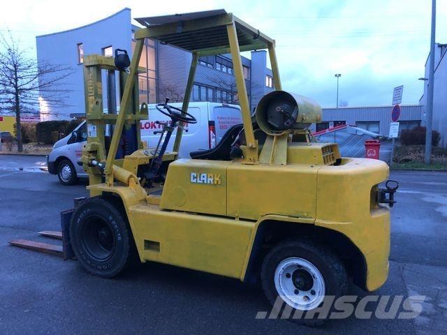 Clark C500 Y80 LPG Chariots GPL