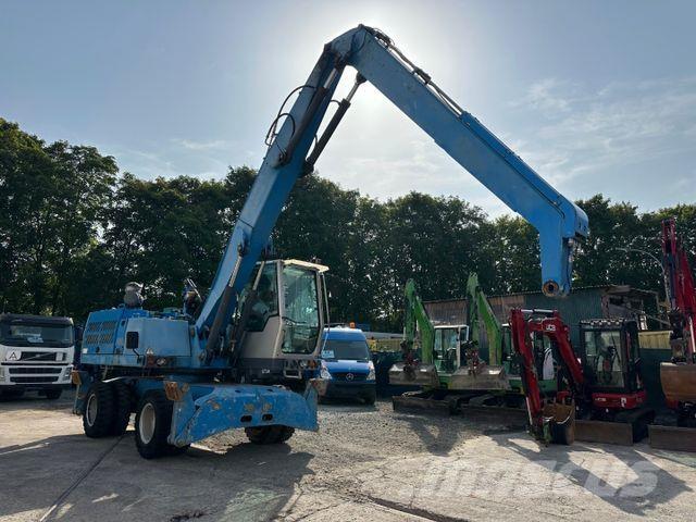 Fuchs MHL 320 Pelle sur pneus