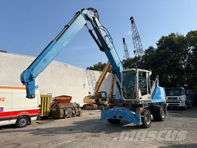 Fuchs MHL 320 Pelle sur pneus