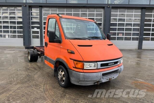 Iveco 35C12 4x2 Autre fourgon / utilitaire