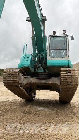 Kobelco SK200SR Pelle sur chenilles