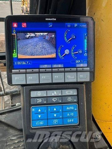 Komatsu PC210LC11 Pelle sur chenilles