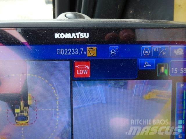 Komatsu PW180-11 Pelle sur pneus