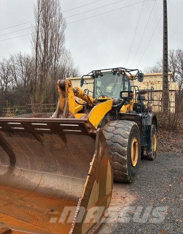 Komatsu WA500-8 Chargeuse sur pneus