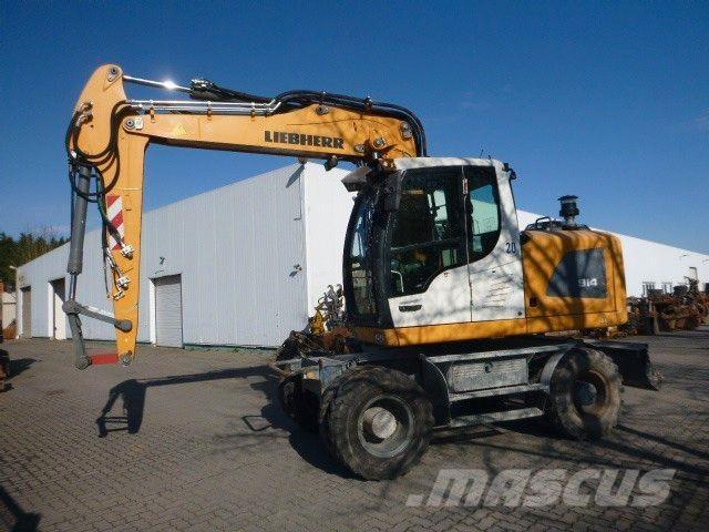 Liebherr A 914 Litr. Pelle sur pneus