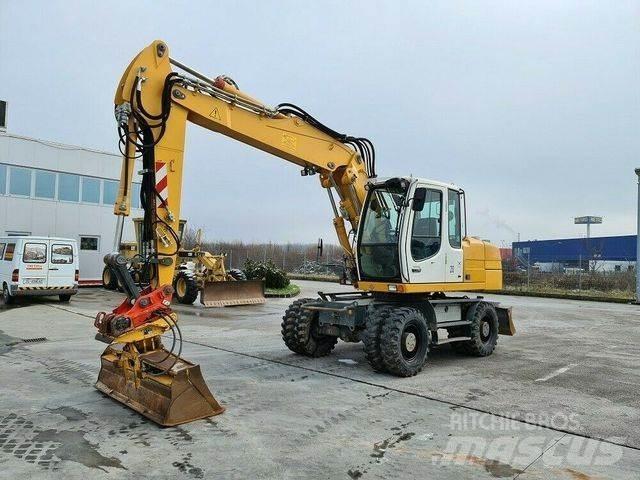 Liebherr A316 Pelle sur pneus