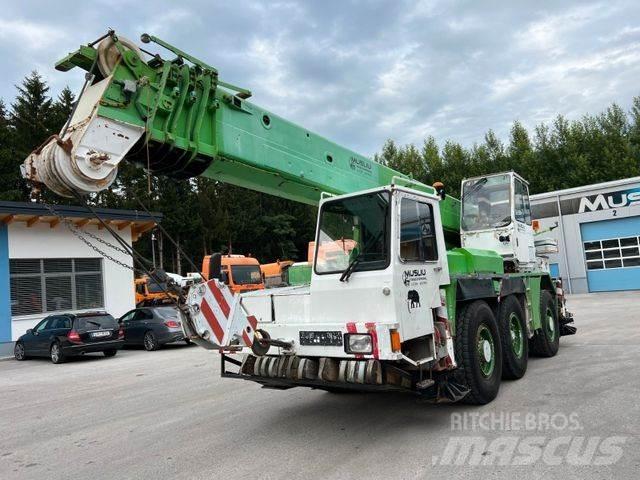 Liebherr LTM 1035 Grues tout terrain