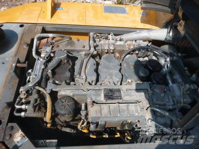 Liebherr R924 LC Pelle sur chenilles