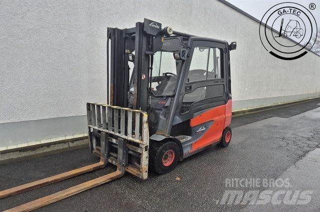 Linde E25/600 HL Chariots élévateurs électriques
